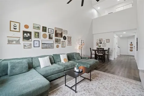 2264 Grenwich Avenue Orlando FL 32817