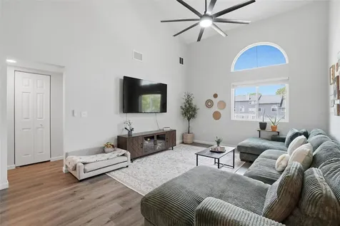 2264 Grenwich Avenue Orlando FL 32817