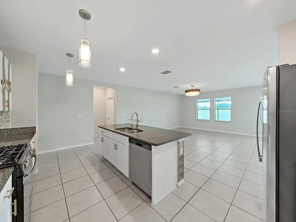 10384 Scarlet Skimmer Riverview FL 33578