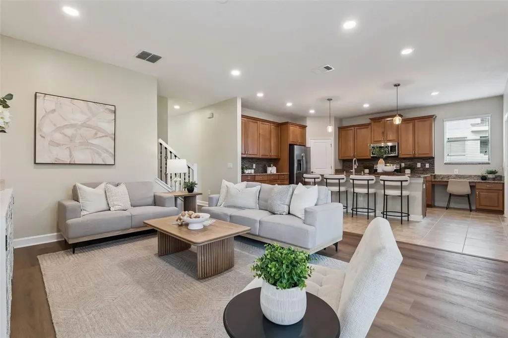 9893 Pecan Hickory Way Orlando FL 32832