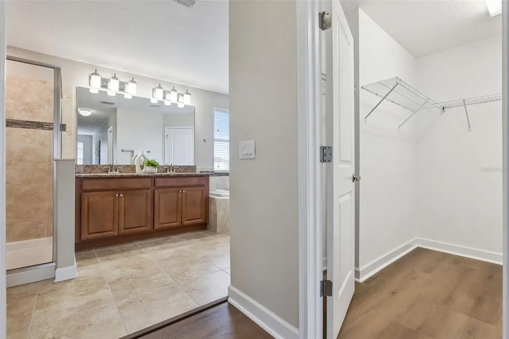 9893 Pecan Hickory Way Orlando FL 32832