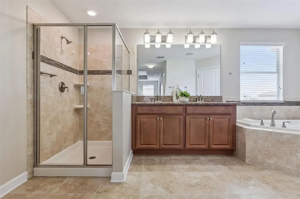 9893 Pecan Hickory Way Orlando FL 32832