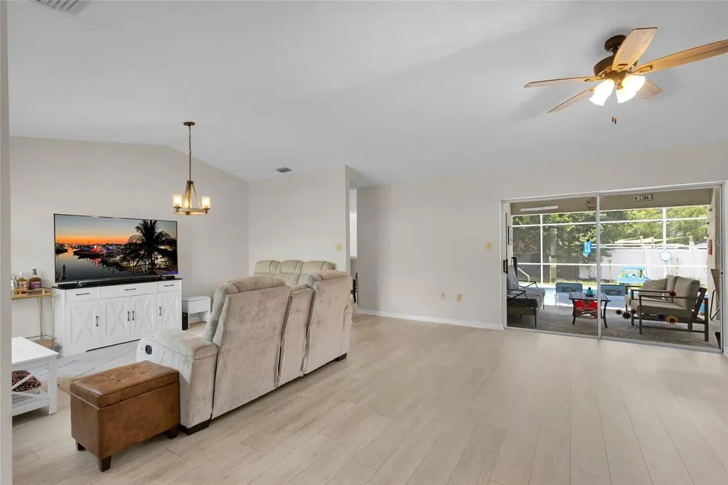 3007 Dupont Street Eustis FL 32726