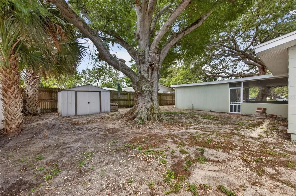 749 Palm Avenue Largo FL 33770