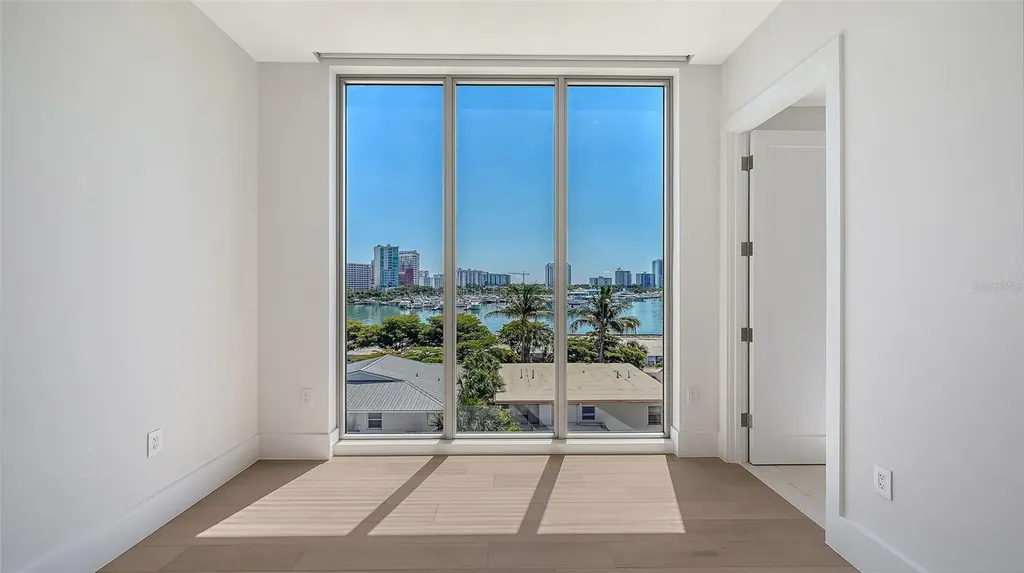 253 Golden Gate Point Sarasota FL 34236