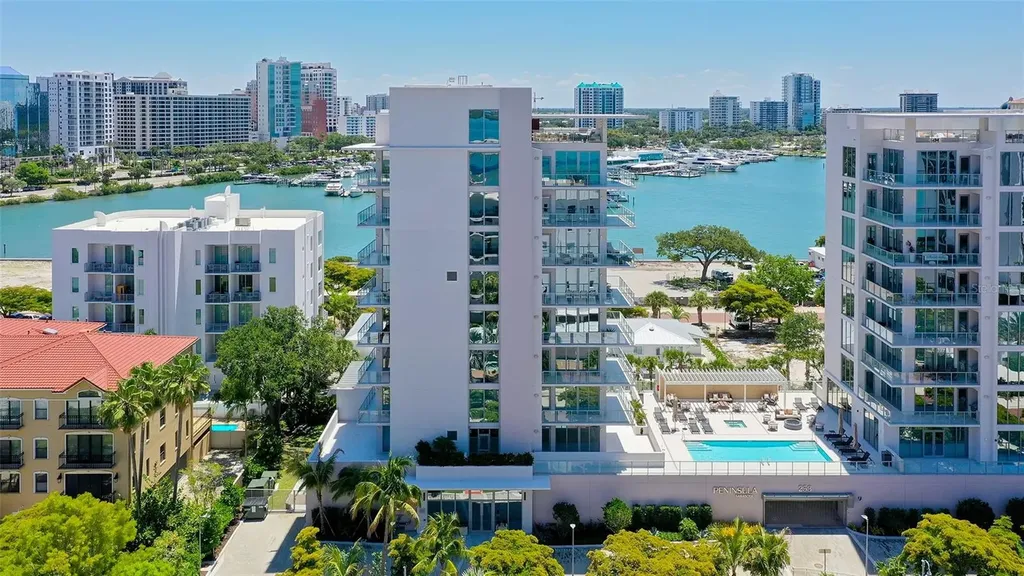 253 Golden Gate Point Sarasota FL 34236