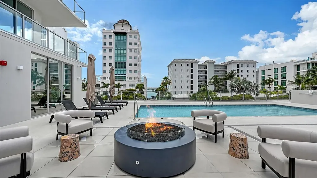 253 Golden Gate Point Sarasota FL 34236