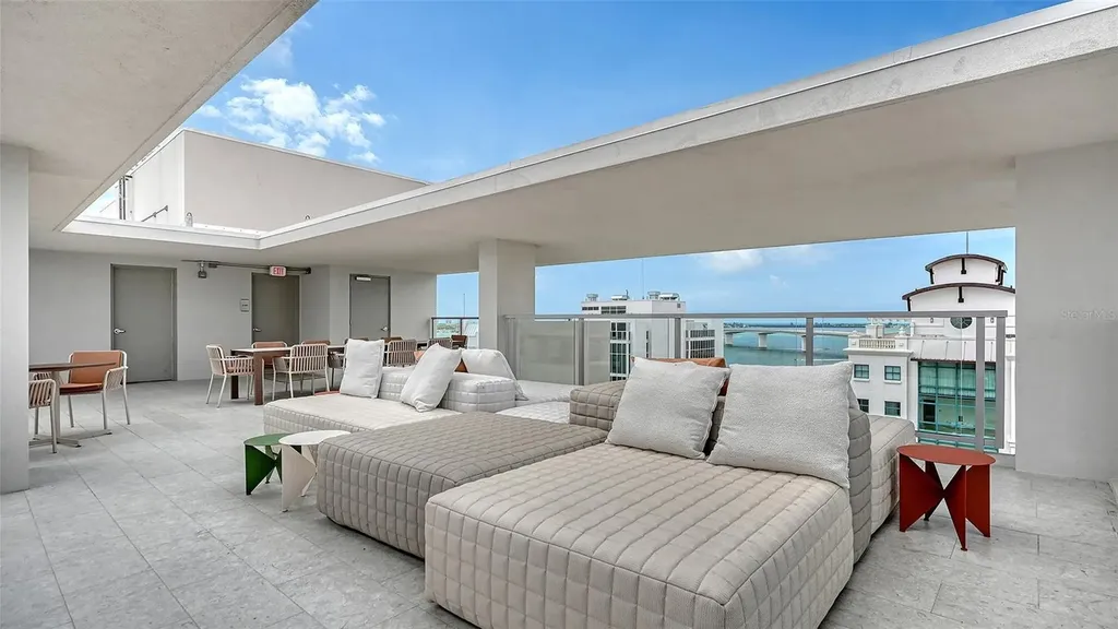 253 Golden Gate Point Sarasota FL 34236