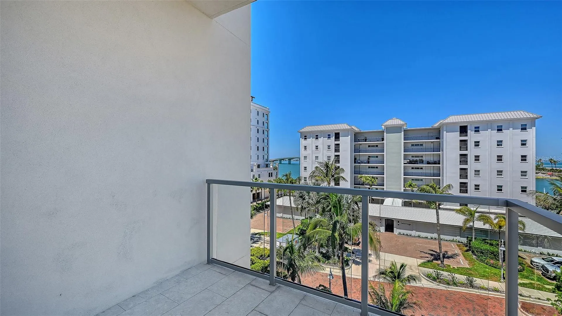 253 Golden Gate Point Sarasota FL 34236