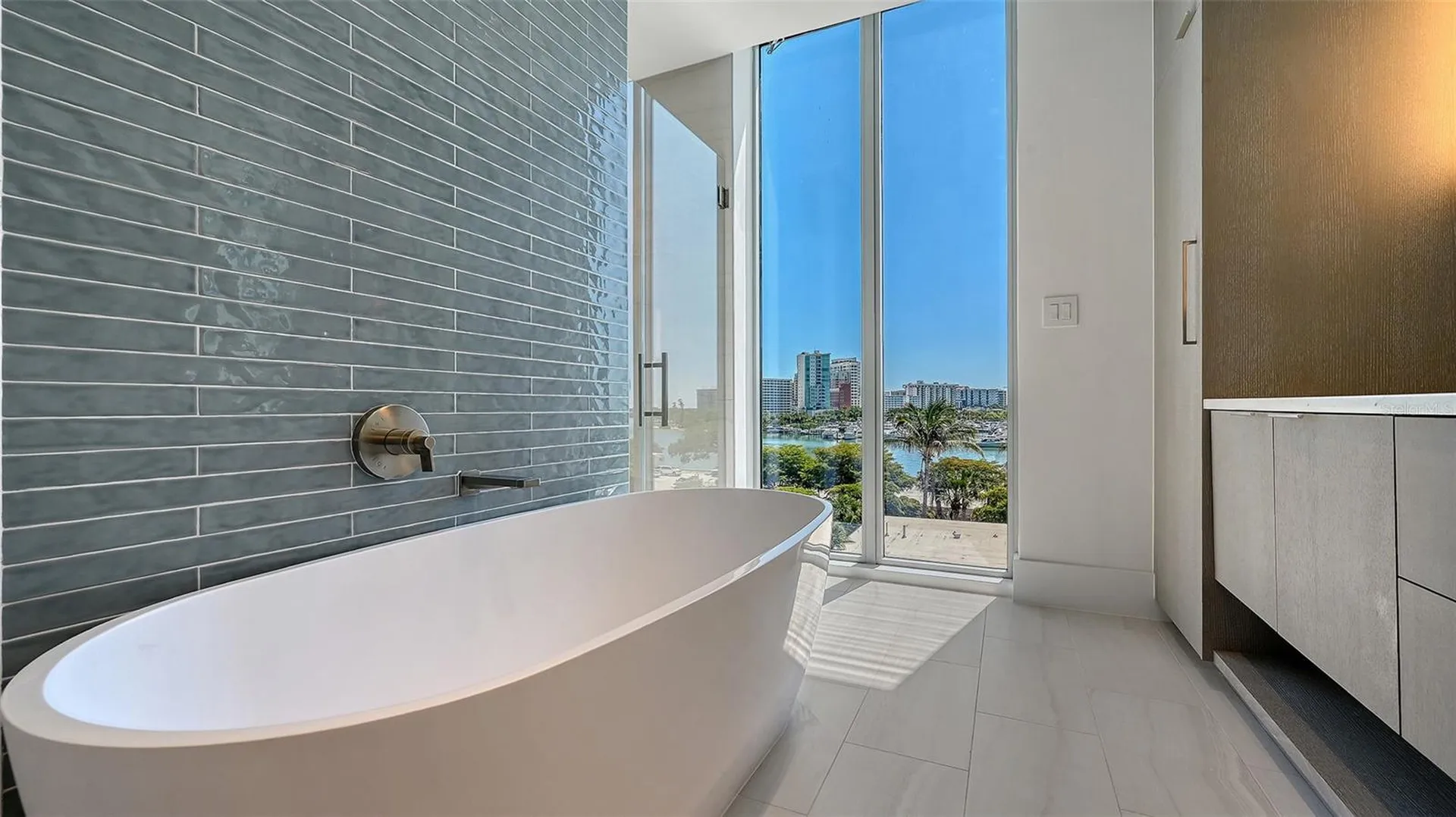 253 Golden Gate Point Sarasota FL 34236