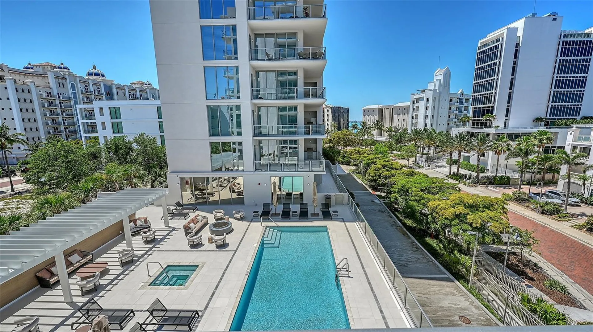 253 Golden Gate Point Sarasota FL 34236