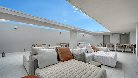 253 Golden Gate Point Sarasota FL 34236