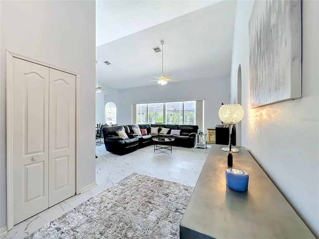 909 Grovesmere Loop Ocoee FL 34761