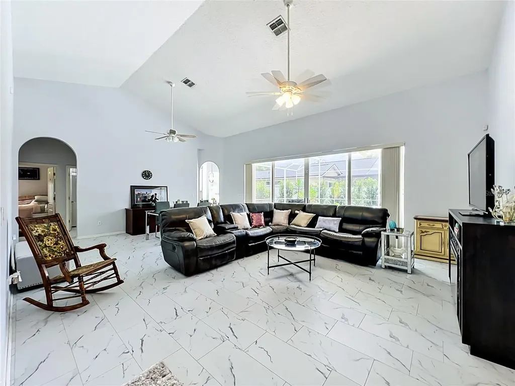 909 Grovesmere Loop Ocoee FL 34761