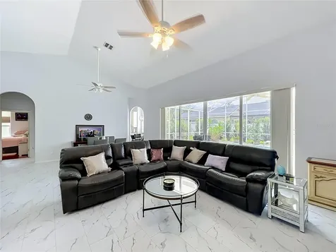 909 Grovesmere Loop Ocoee FL 34761