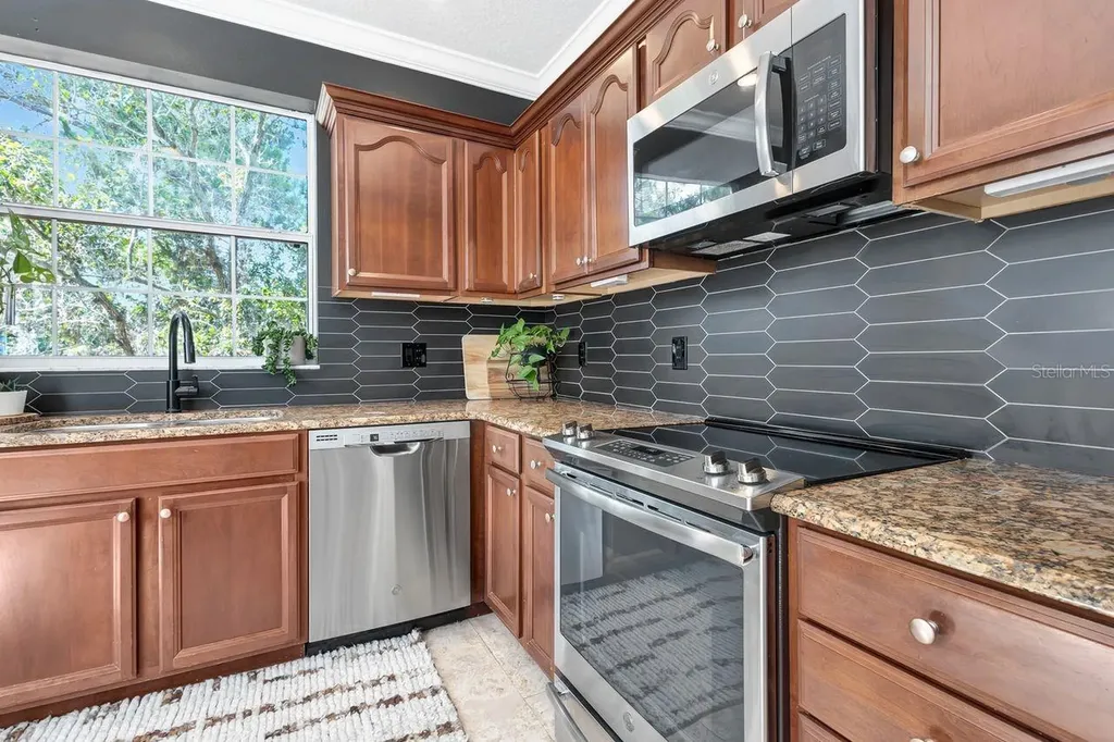 530 Ryans Woods Lane Palm Harbor FL 34683