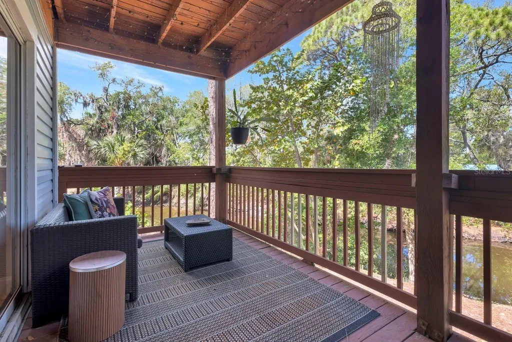 530 Ryans Woods Lane Palm Harbor FL 34683