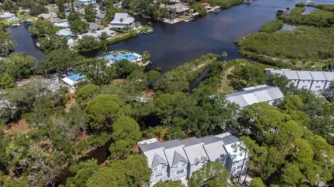 530 Ryans Woods Lane Palm Harbor FL 34683