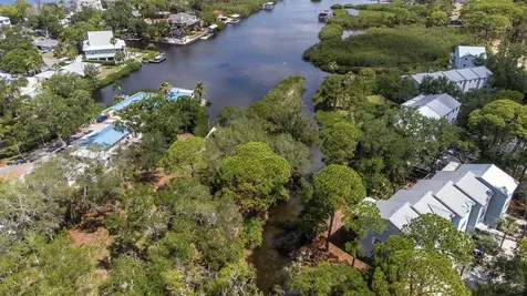 530 Ryans Woods Lane Palm Harbor FL 34683