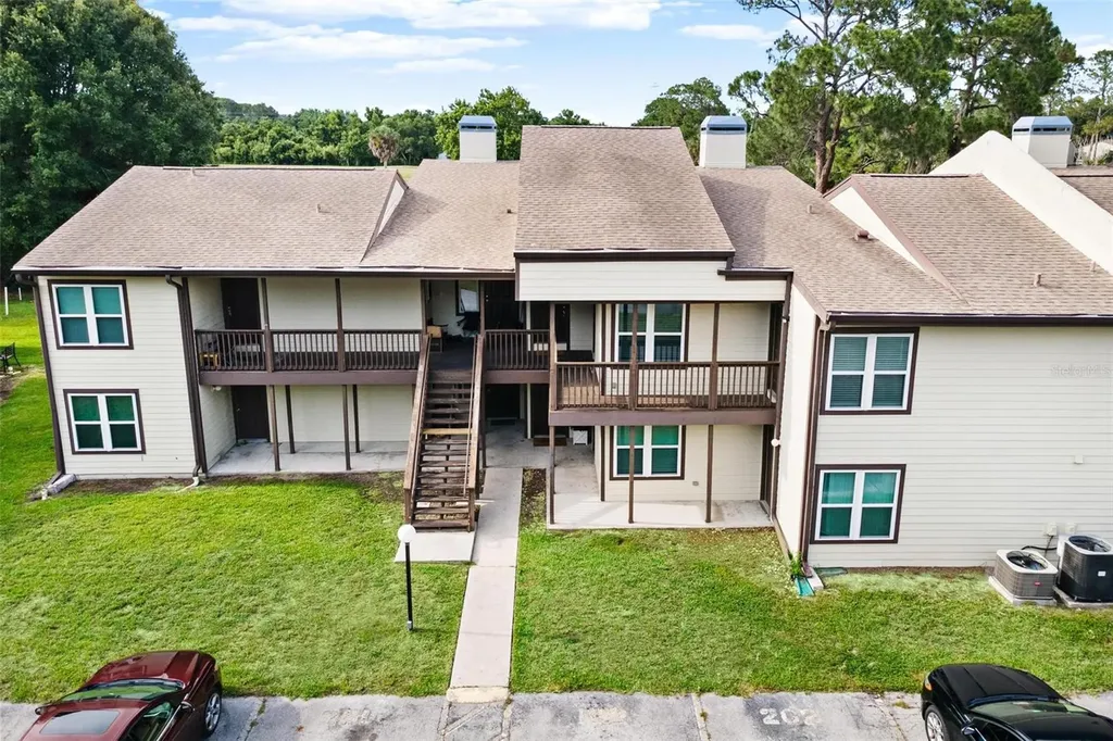23202 Sandalwood Drive Wildwood FL 34785