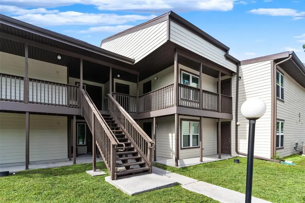 23202 Sandalwood Drive Wildwood FL 34785