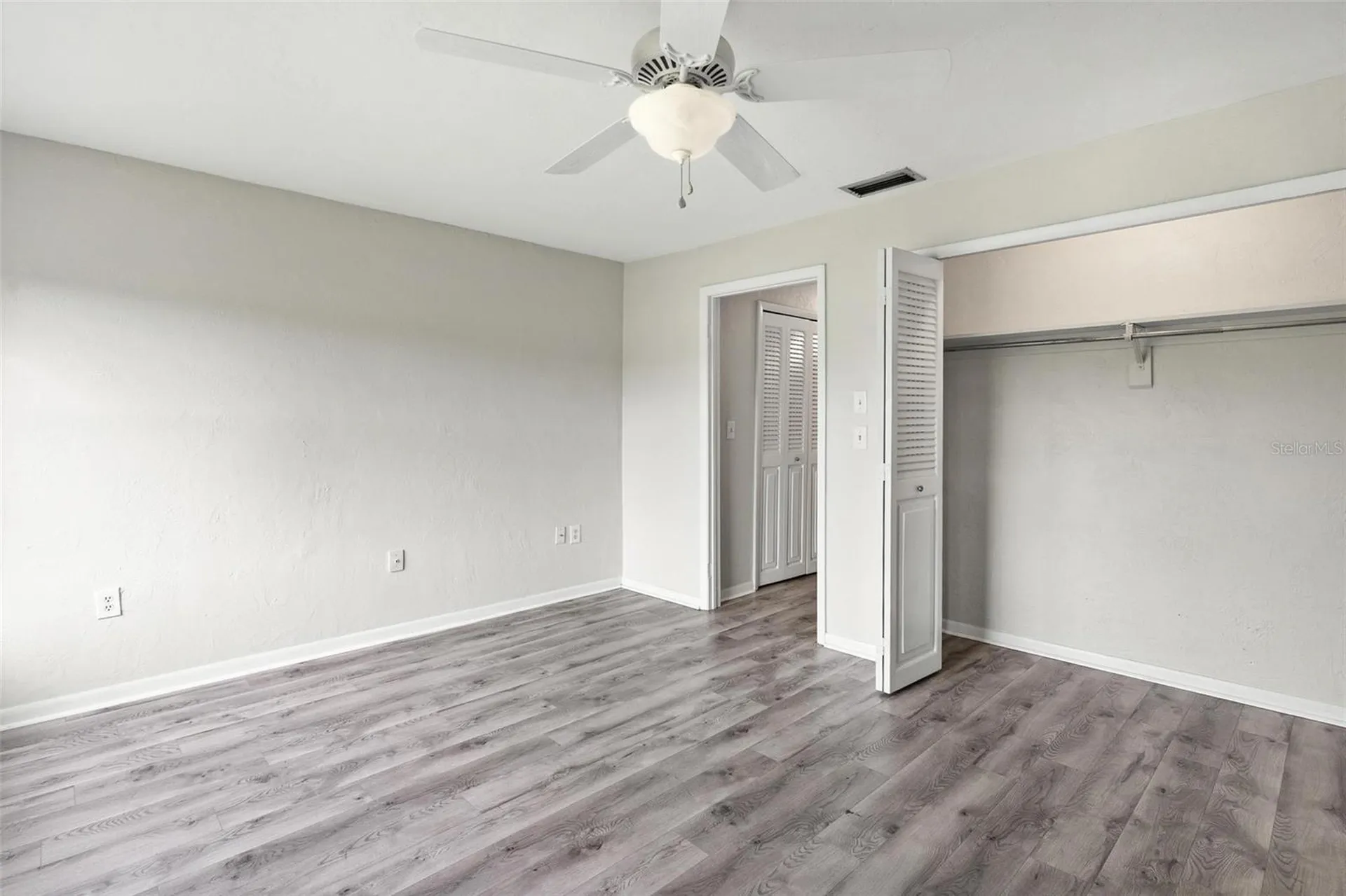23202 Sandalwood Drive Wildwood FL 34785