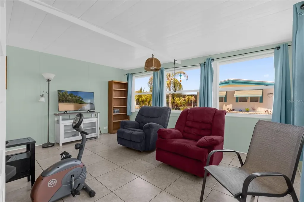 113 Tropical Lane Leesburg FL 34748