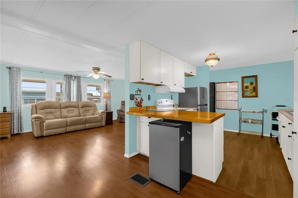 113 Tropical Lane Leesburg FL 34748