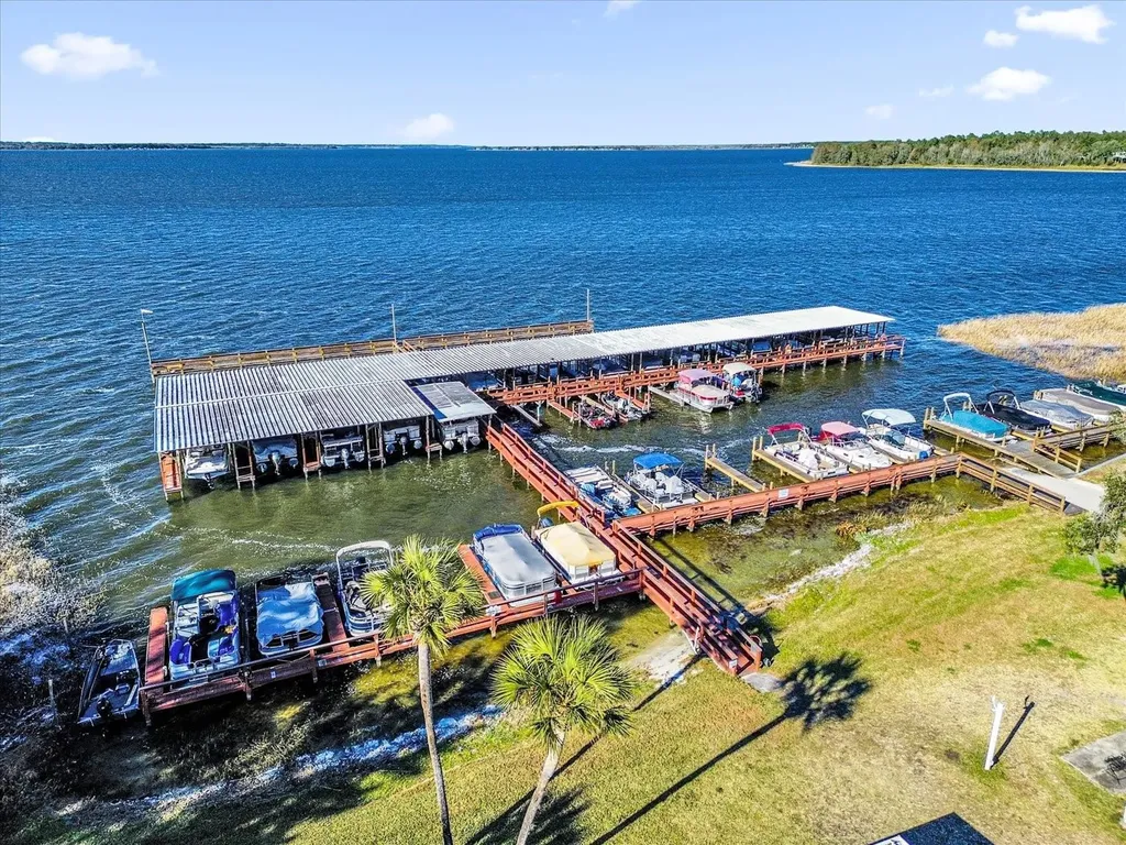 113 Tropical Lane Leesburg FL 34748
