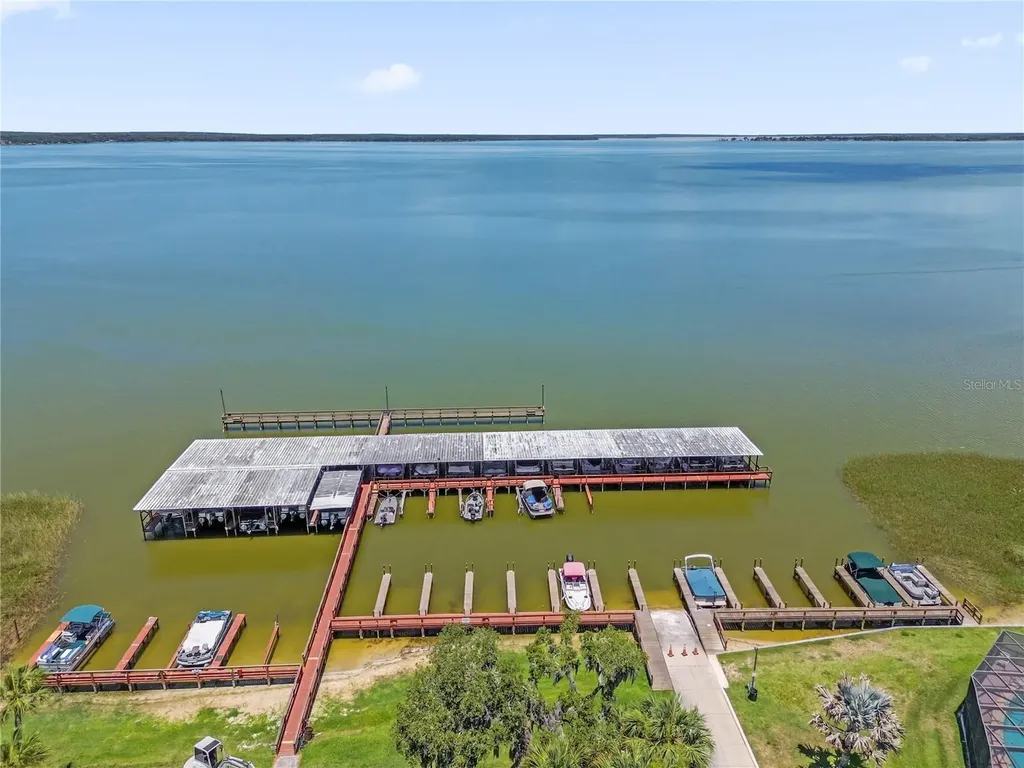 113 Tropical Lane Leesburg FL 34748