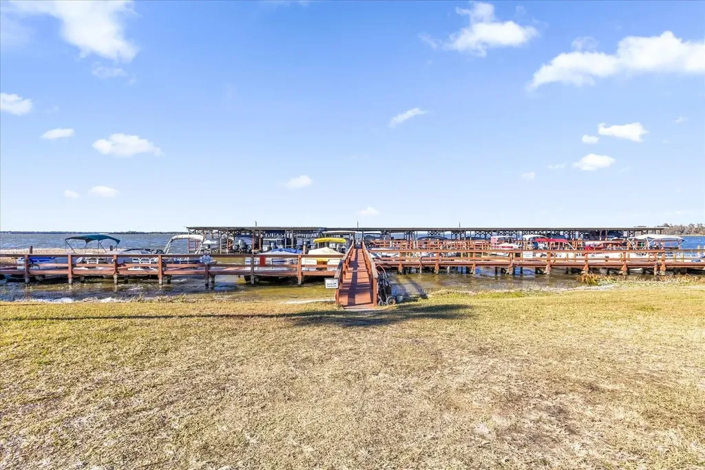 113 Tropical Lane Leesburg FL 34748