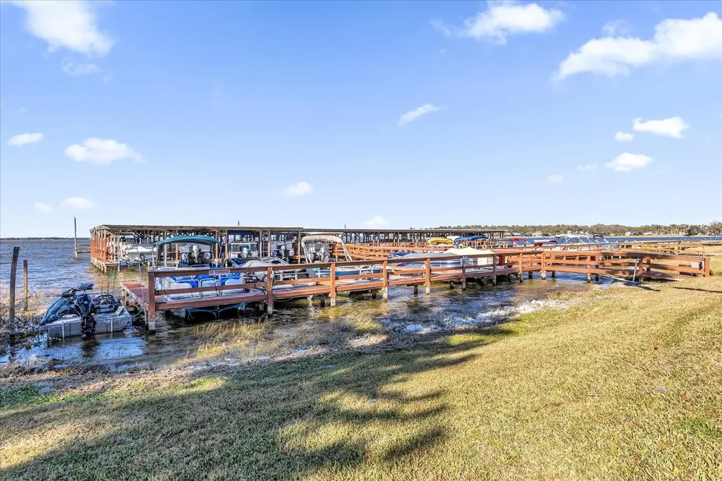 113 Tropical Lane Leesburg FL 34748