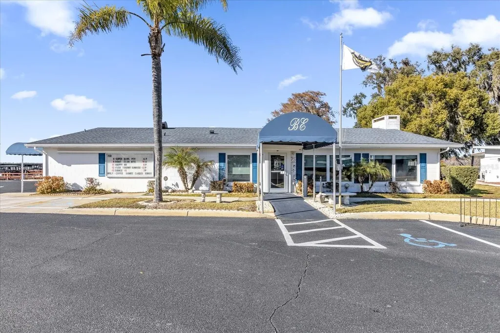 113 Tropical Lane Leesburg FL 34748