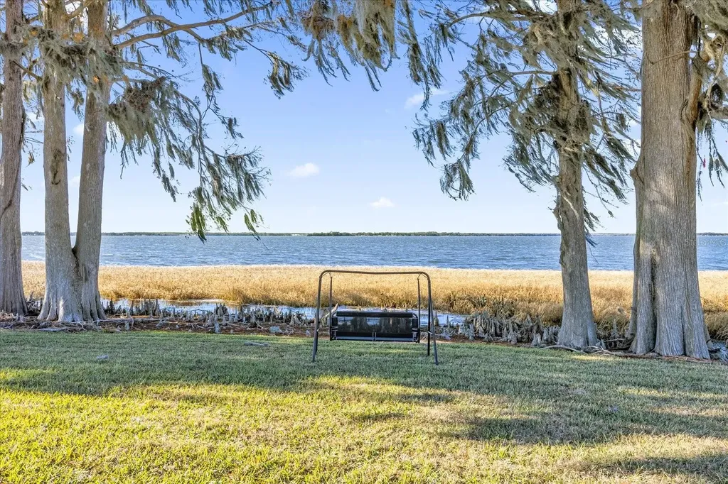 113 Tropical Lane Leesburg FL 34748