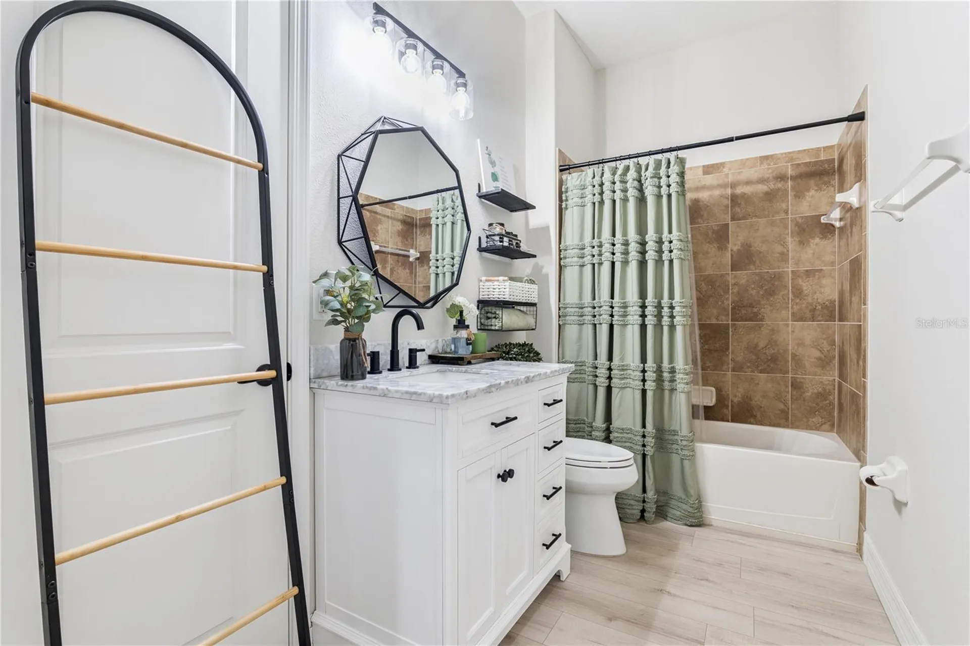 32628 View Haven Lane Sorrento FL 32776