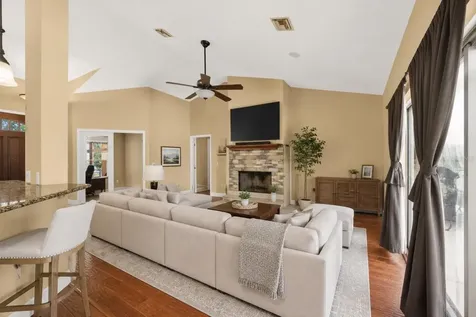 1098 NW 165th Court Road Dunnellon FL 34432
