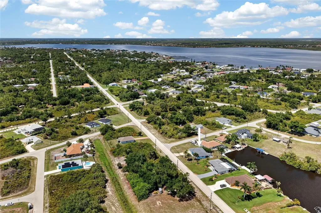 4258 Gillot Boulevard Port Charlotte FL 33981