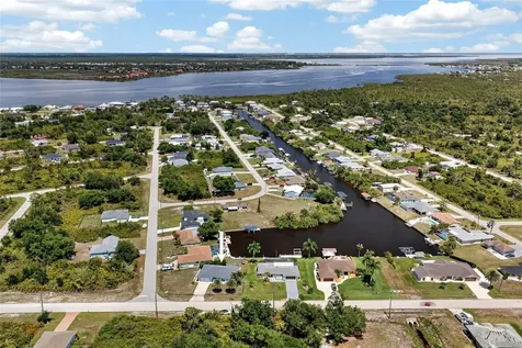 4258 Gillot Boulevard Port Charlotte FL 33981