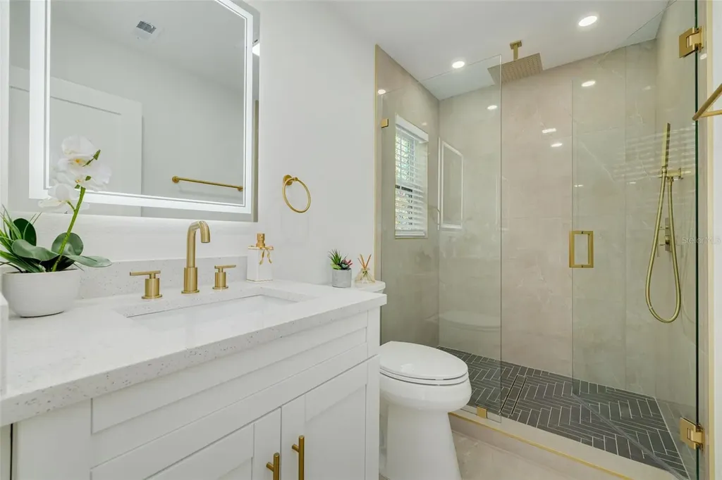 5576 Williamsdale Court Seminole FL 33772