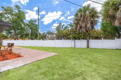 5576 Williamsdale Court Seminole FL 33772
