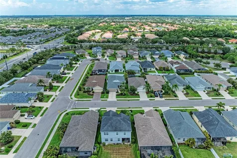 4527 Cedar Brush Terrace Sarasota FL 34243