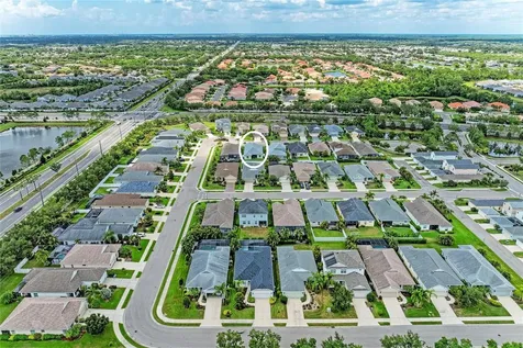 4527 Cedar Brush Terrace Sarasota FL 34243