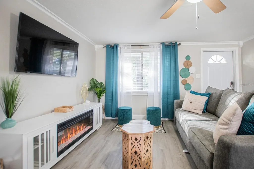 4615 Lords Avenue Sarasota FL 34231