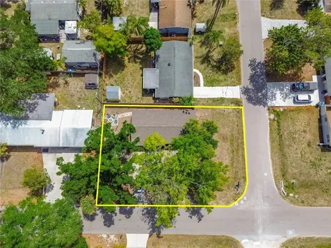 4615 Lords Avenue Sarasota FL 34231