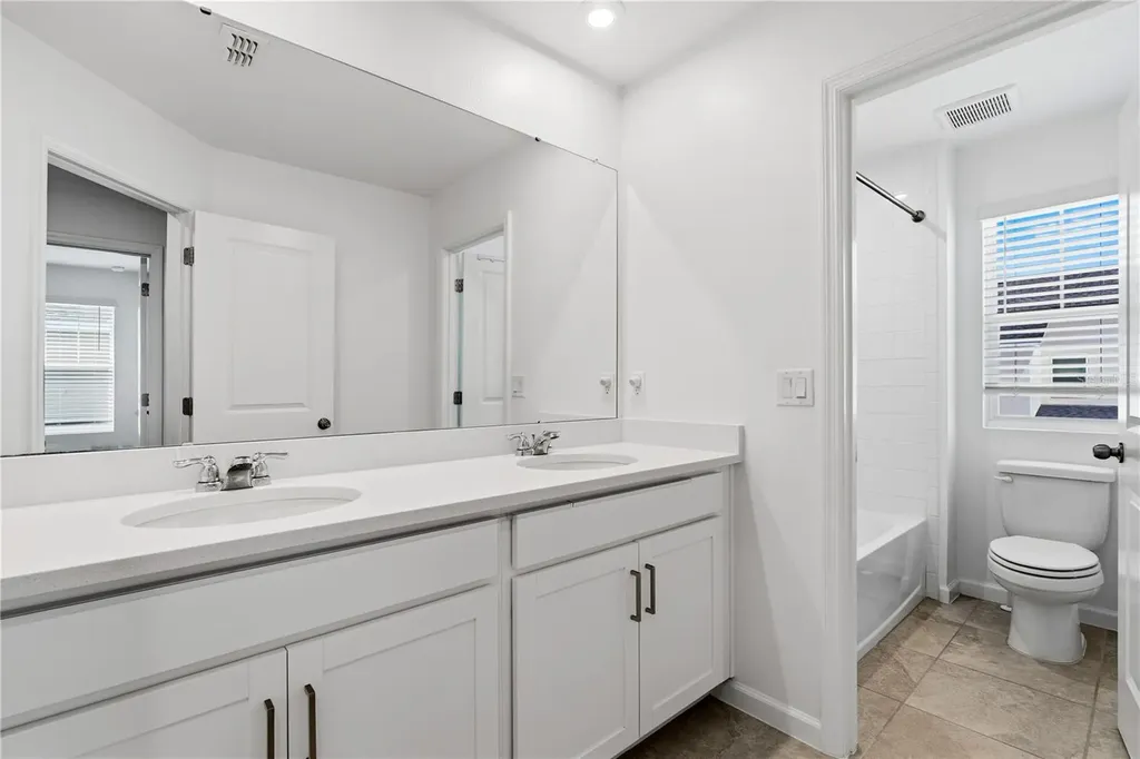 11653 Straits Way Orlando FL 32832