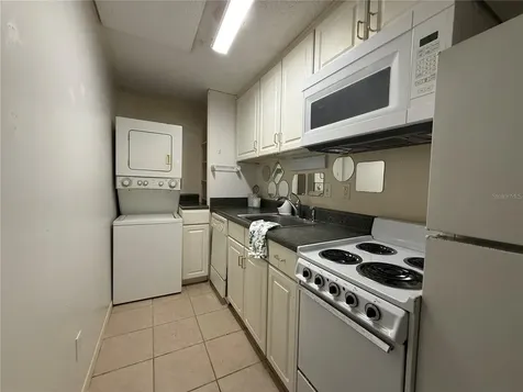 2490 SW 14th Drive Gainesville FL 32608