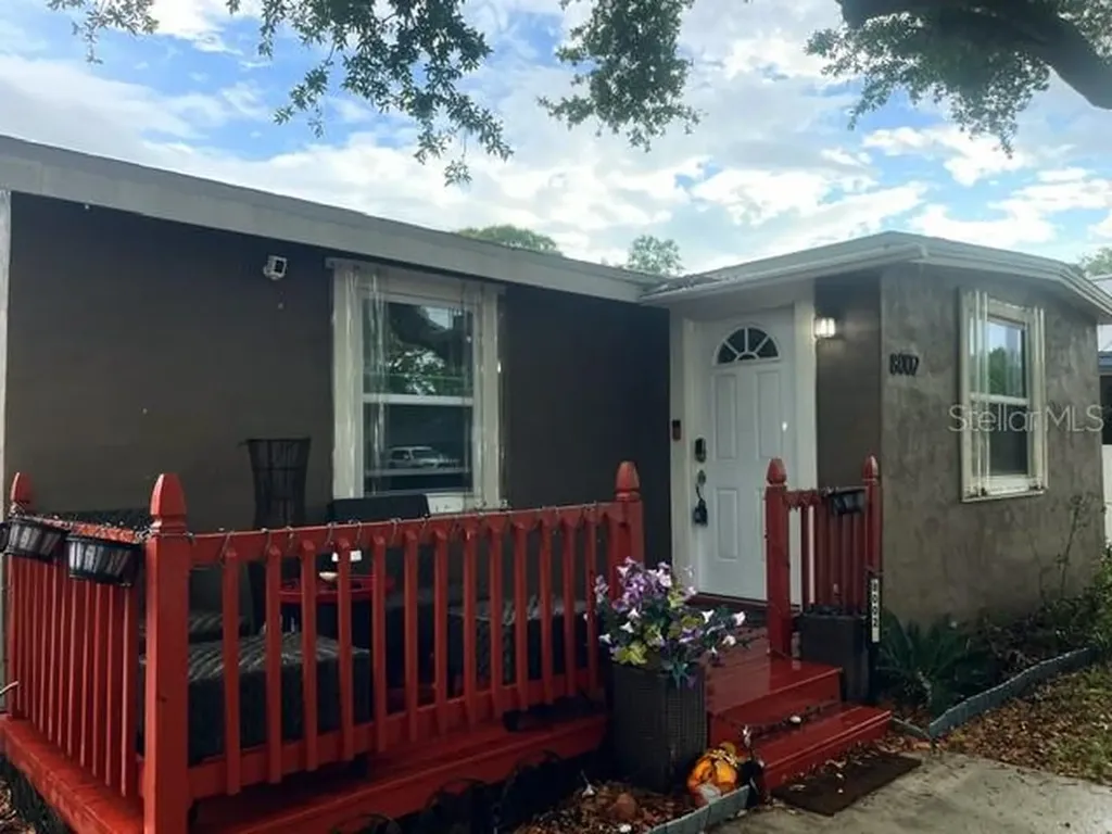 8002 48th Avenue N St Petersburg FL 33709