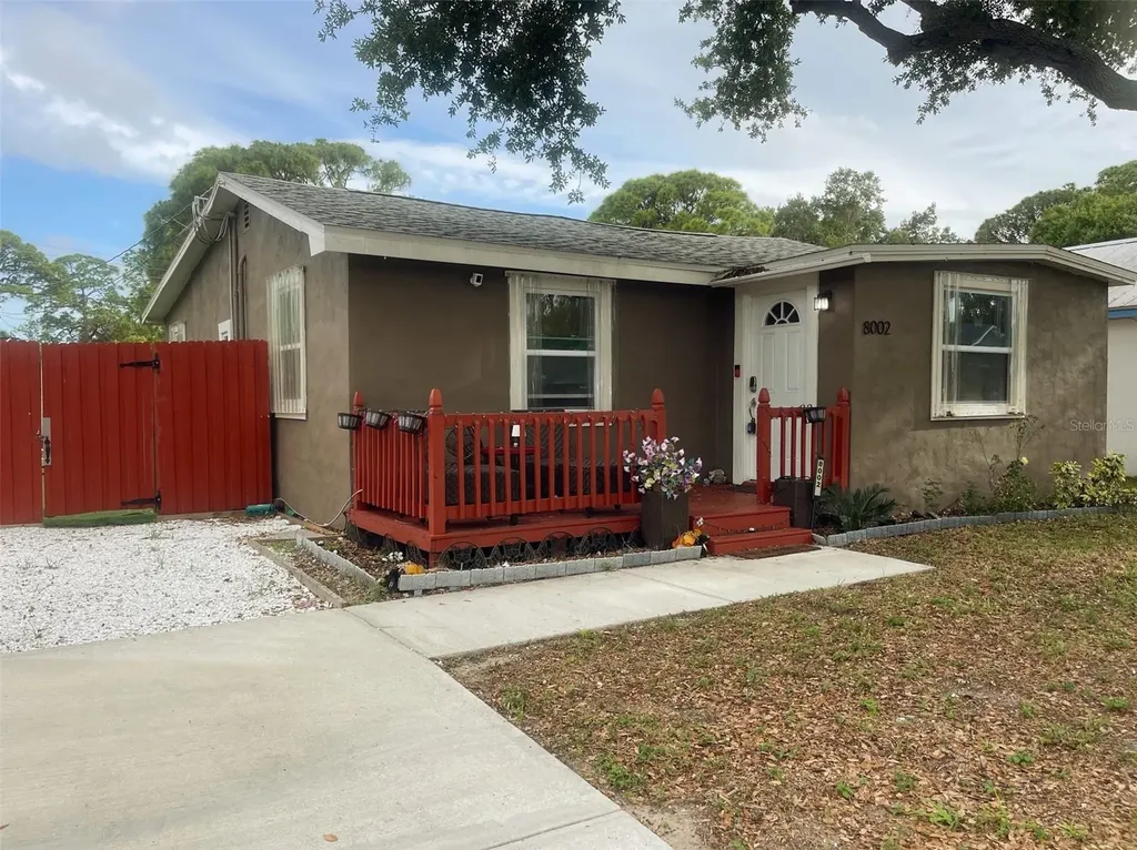 8002 48th Avenue N St Petersburg FL 33709