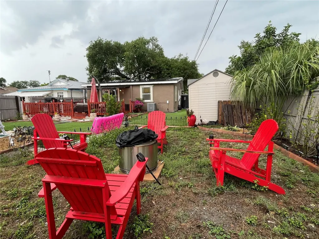 8002 48th Avenue N St Petersburg FL 33709