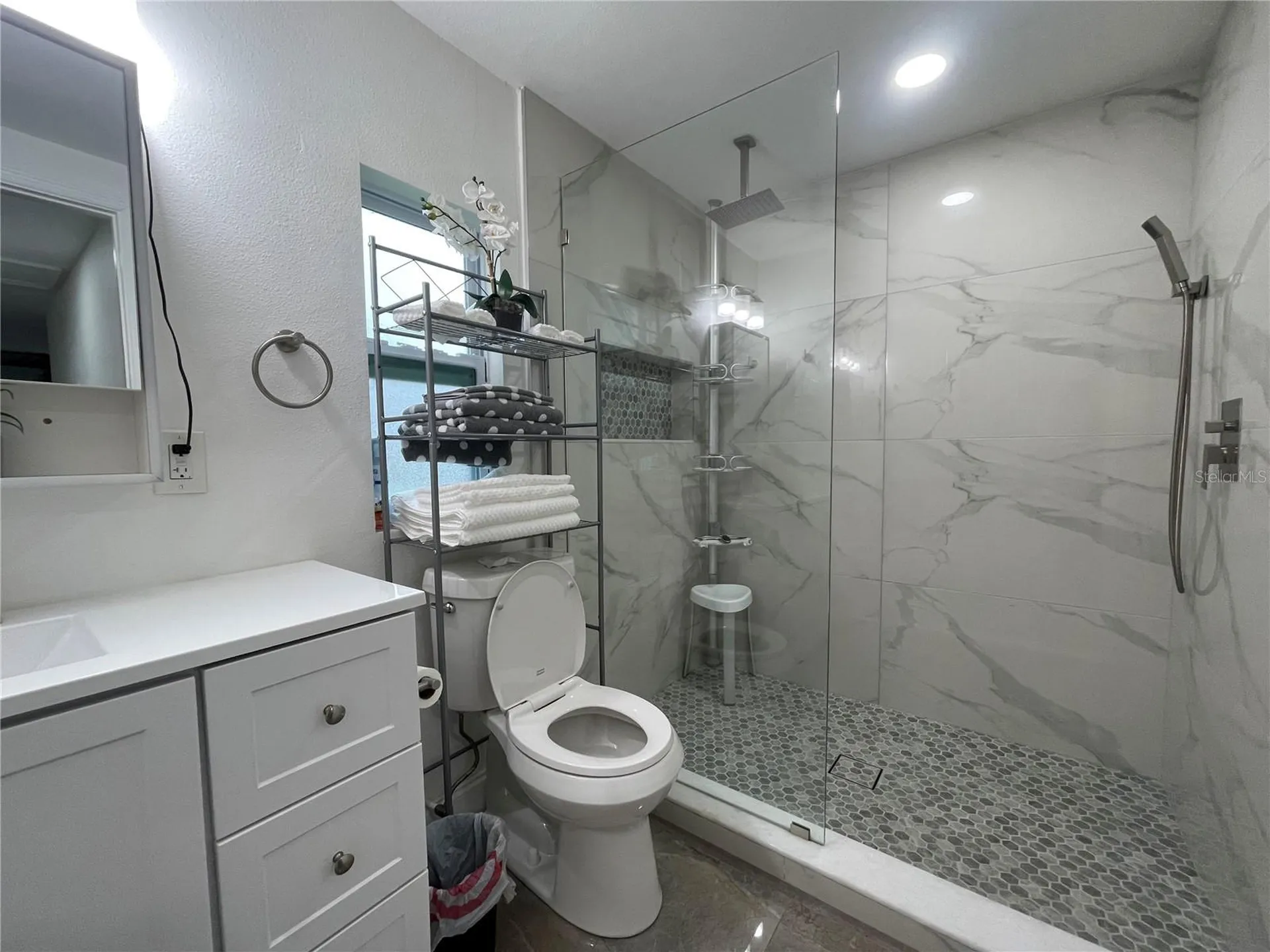 8002 48th Avenue N St Petersburg FL 33709